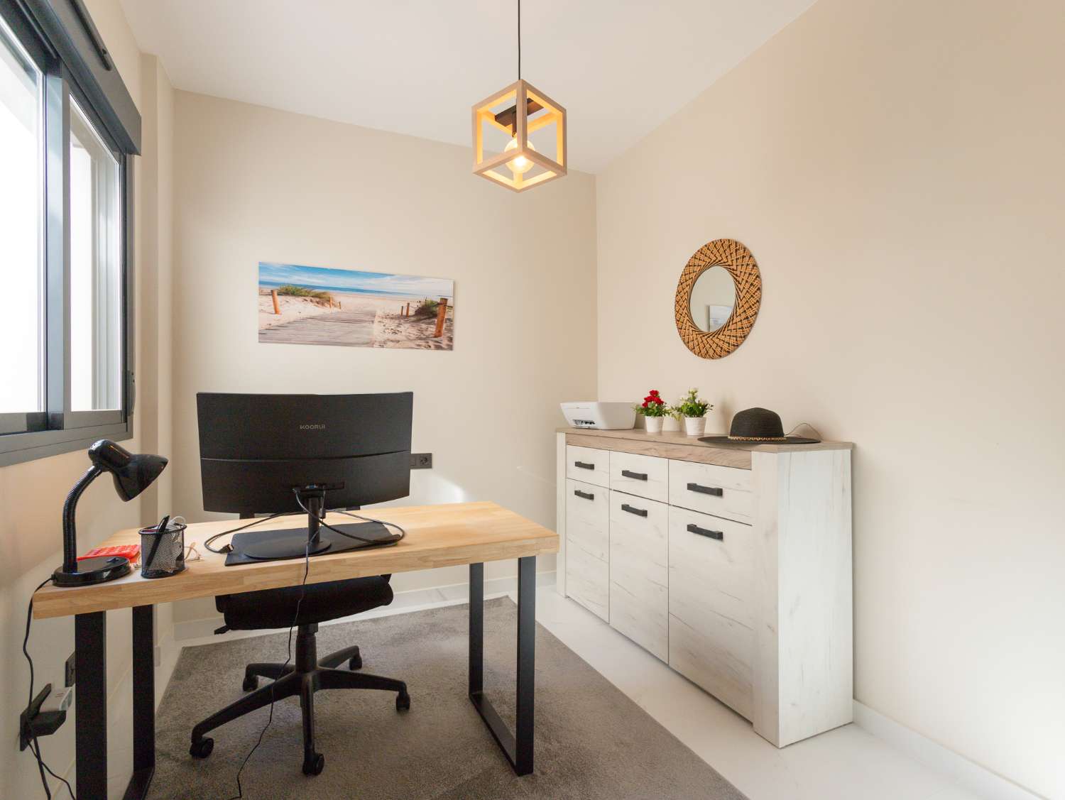 NYBYGGET PENTHOUSE MED PRIVAT SOLARIUM, SAUNA OG GARAGE I CENTRUM AF TORREVIEJA