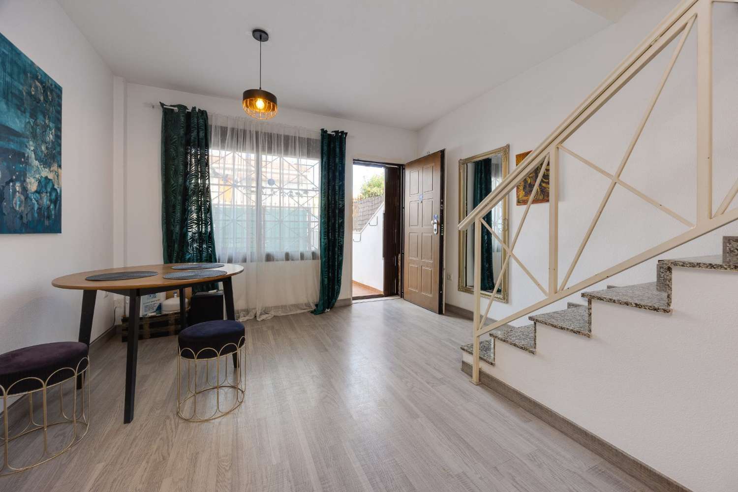 ADOSADO DE 85 M² EN LO PAGÁN, CERCA DEL CENTRO Y DE LAS PLAYAS DEL MAR MENOR